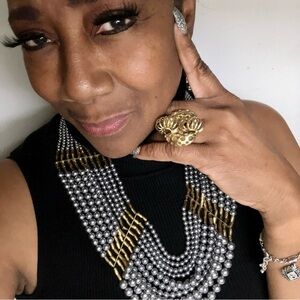 OUPHA SILVER AND GOLD BEADED NECKLACE SET